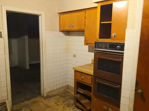 9036 South Harper Avenue Chicago IL 60619