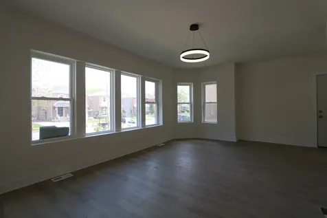8014 South Yates Boulevard Chicago IL 60617