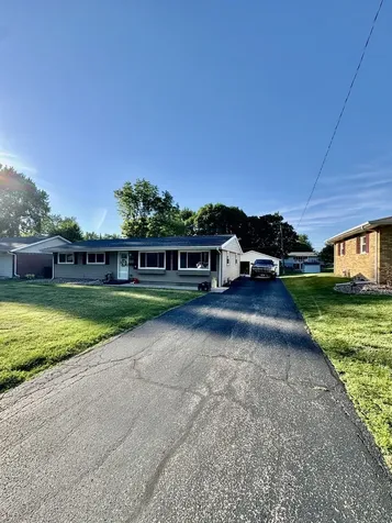 326 Rowe Drive Bloomington IL 61701
