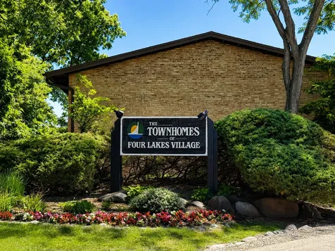 5931 Meadow Drive Lisle IL 60532
