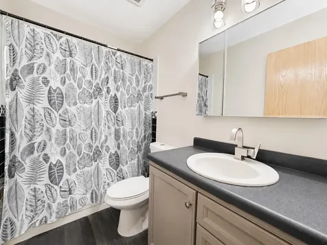 5931 Meadow Drive Lisle IL 60532