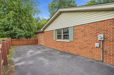 24431 West Lancelot Lane Joliet IL 60404