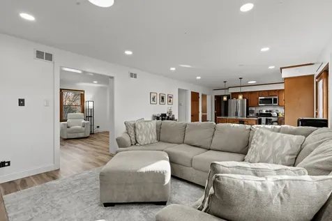 24431 West Lancelot Lane Joliet IL 60404