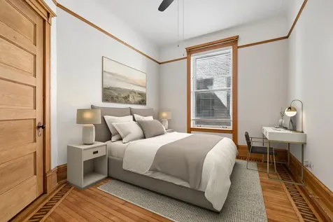 709 West Roscoe Street Chicago IL 60657