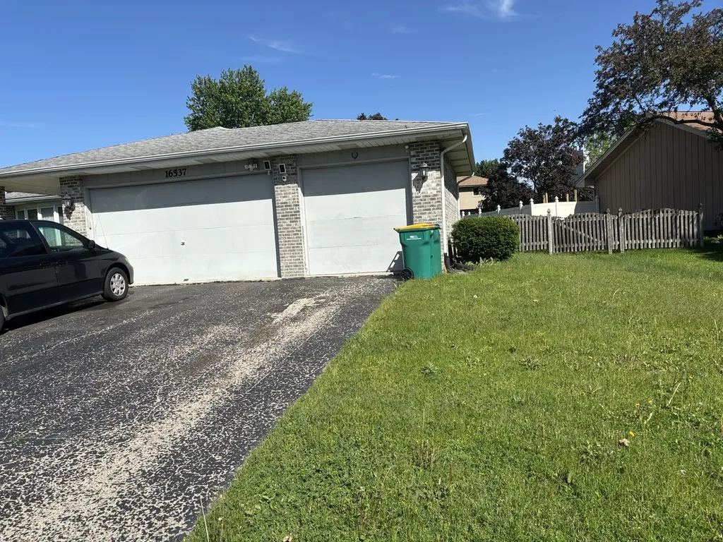 16537 Spangler Road Plainfield IL 60586