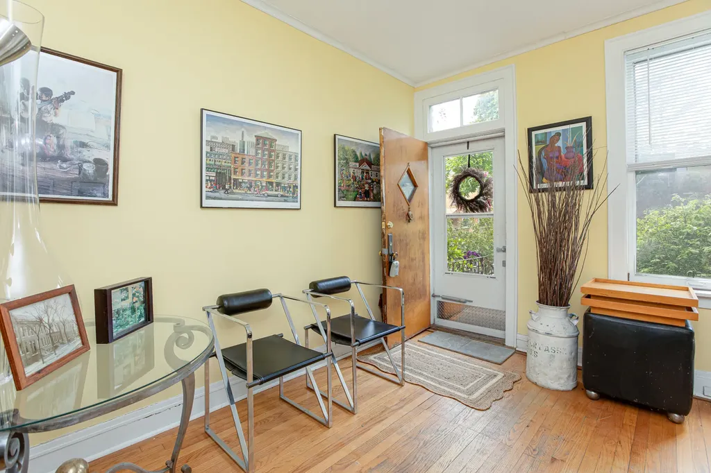 11349 South Saint Lawrence Avenue Chicago IL 60628