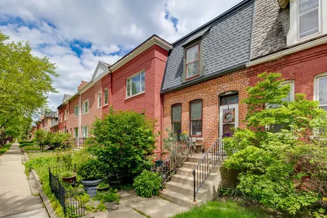 11349 South Saint Lawrence Avenue Chicago IL 60628