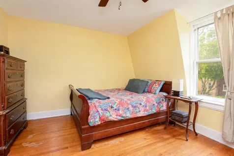 11349 South Saint Lawrence Avenue Chicago IL 60628