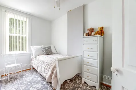 11349 South Saint Lawrence Avenue Chicago IL 60628