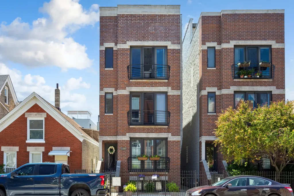 2449 West Augusta Boulevard Chicago IL 60622