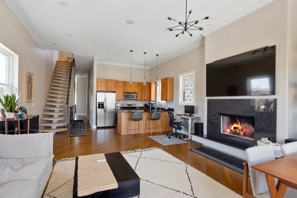 2449 West Augusta Boulevard Chicago IL 60622
