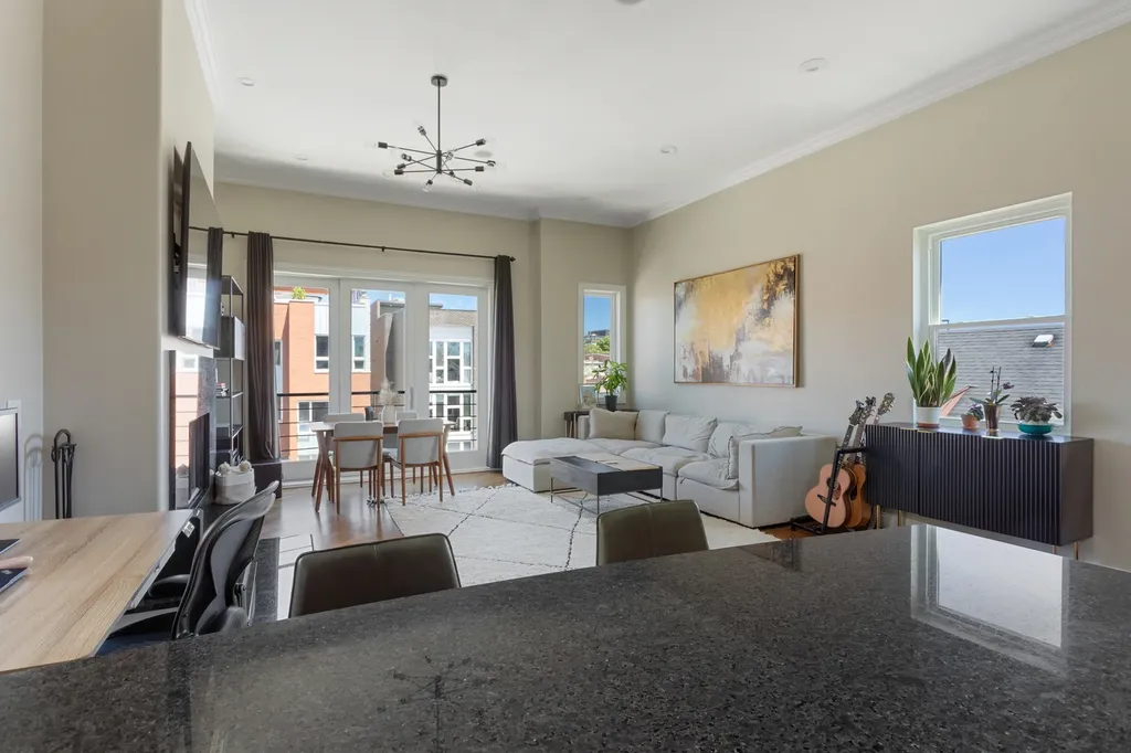 2449 West Augusta Boulevard Chicago IL 60622