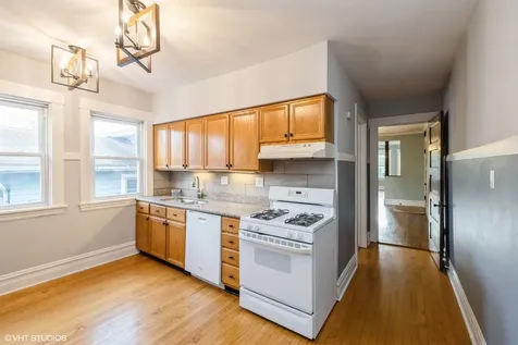 108 Clinton Avenue Oak Park IL 60302