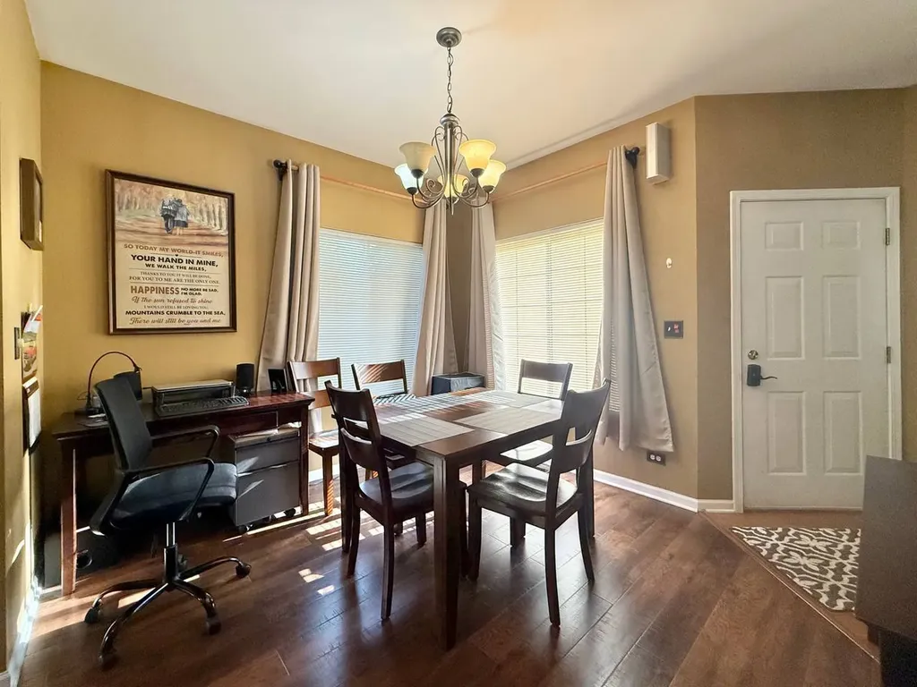 161 Braxton Lane Aurora IL 60504