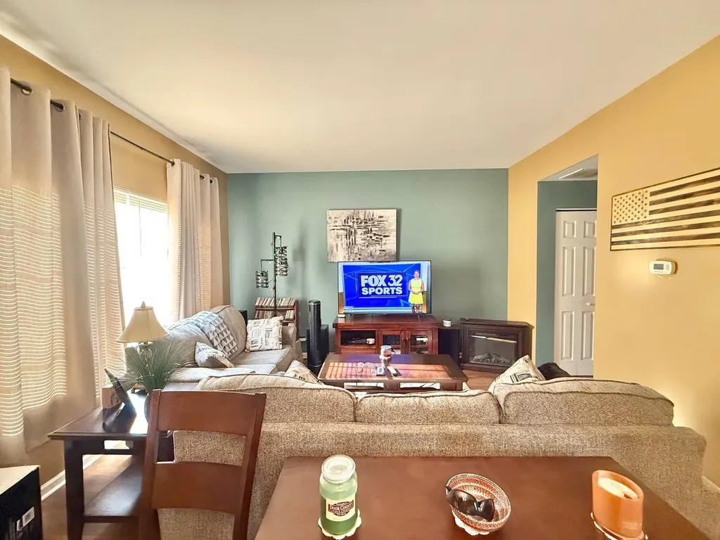 161 Braxton Lane Aurora IL 60504