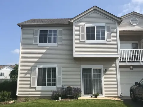161 Braxton Lane Aurora IL 60504