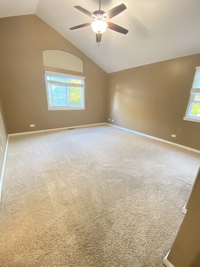 1213 Pennsbury Lane Aurora IL 60502