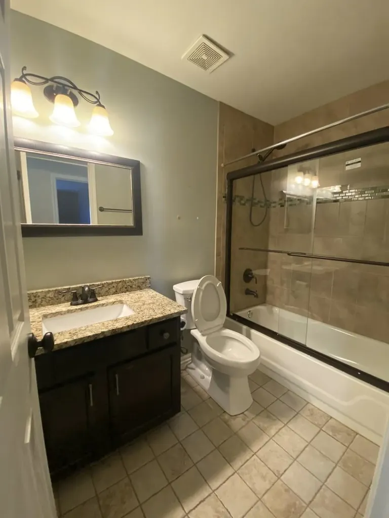 1213 Pennsbury Lane Aurora IL 60502