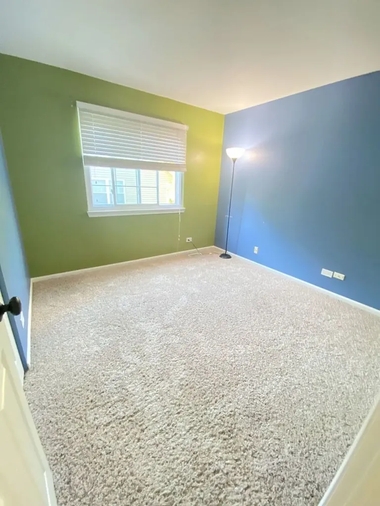 1213 Pennsbury Lane Aurora IL 60502