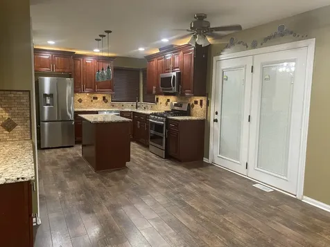 1213 Pennsbury Lane Aurora IL 60502