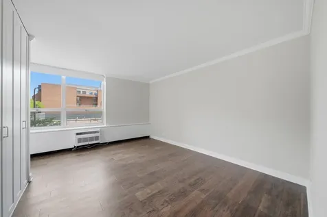 70 West Burton Place Chicago IL 60610