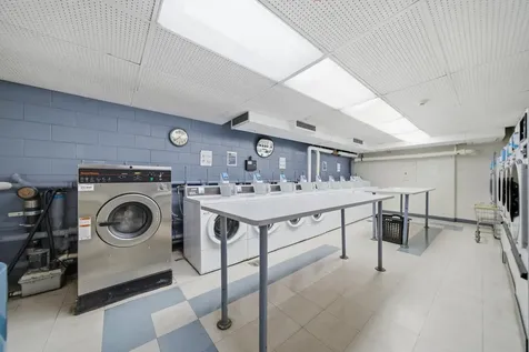 70 West Burton Place Chicago IL 60610