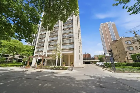 70 West Burton Place Chicago IL 60610