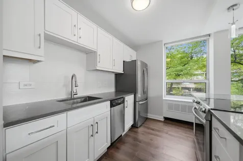 70 West Burton Place Chicago IL 60610