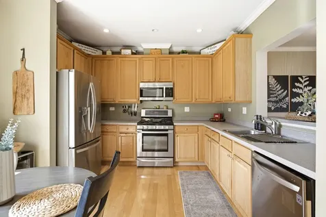 1385 New Haven Drive Cary IL 60013