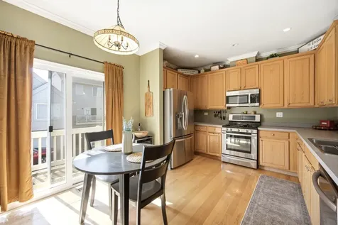 1385 New Haven Drive Cary IL 60013