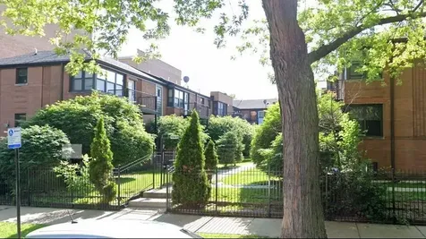 7320 North Winchester Avenue Chicago IL 60626