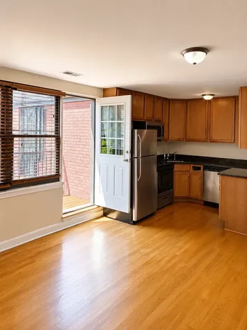 7320 North Winchester Avenue Chicago IL 60626