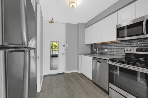 601 East 32nd Street Chicago IL 60616