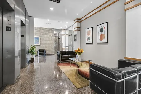 601 East 32nd Street Chicago IL 60616