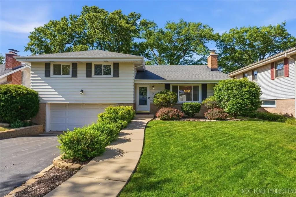 38 West Rand Road Villa Park IL 60181