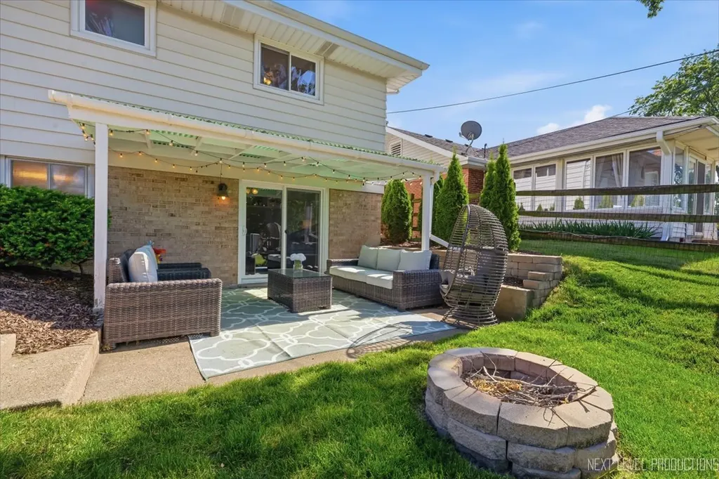 38 West Rand Road Villa Park IL 60181