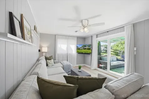 38 West Rand Road Villa Park IL 60181