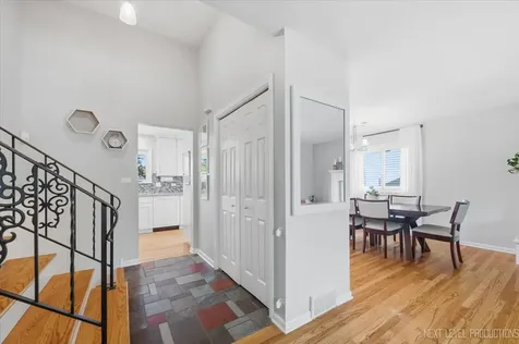 38 West Rand Road Villa Park IL 60181