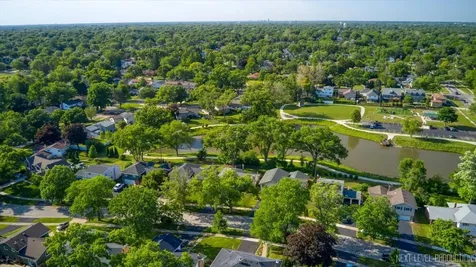 38 West Rand Road Villa Park IL 60181