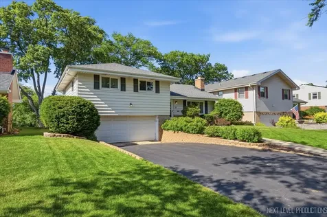 38 West Rand Road Villa Park IL 60181