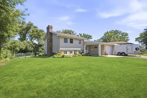 790 Evergreen Lane Hoffman Estates IL 60169