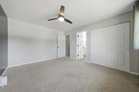 790 Evergreen Lane Hoffman Estates IL 60169