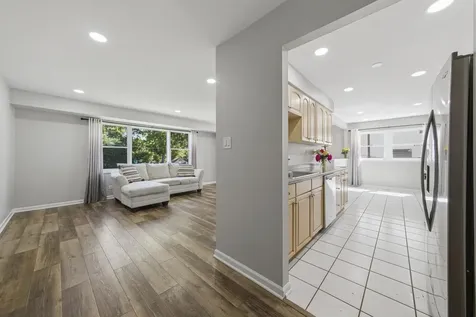 790 Evergreen Lane Hoffman Estates IL 60169