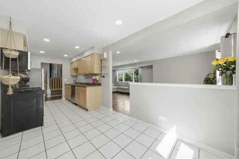 790 Evergreen Lane Hoffman Estates IL 60169