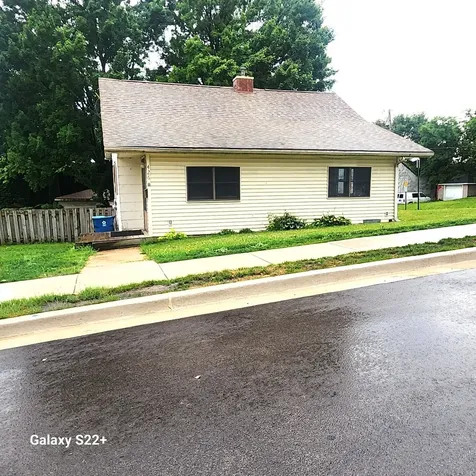 426 6TH Street Peru IL 61354