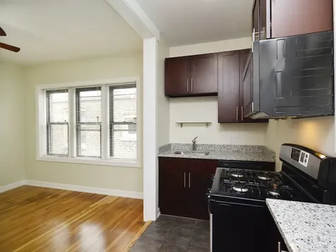 4208 North Pulaski Road Chicago IL 60641