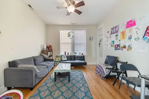 928 South Claremont Avenue Chicago IL 60612