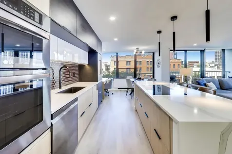 1560 North Sandburg Terrace Chicago IL 60610