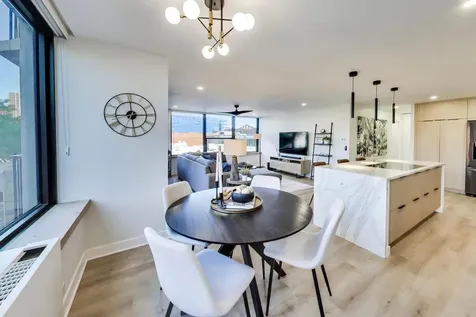 1560 North Sandburg Terrace Chicago IL 60610