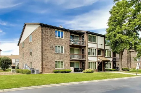 4932 Circle Court Crestwood IL 60418